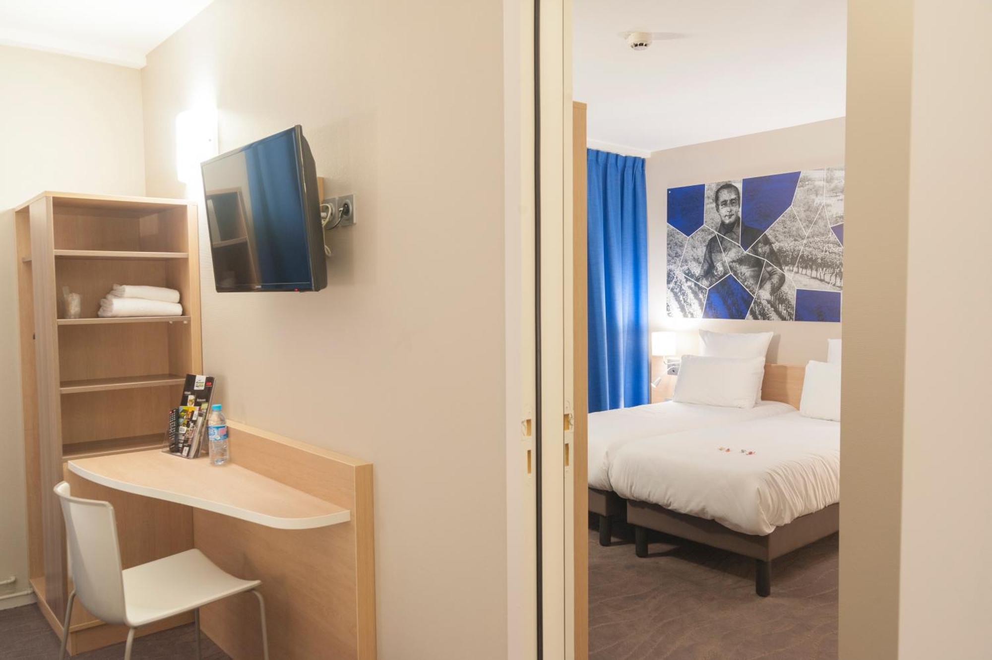 Brit Hotel Macon Centre Gare Экстерьер фото