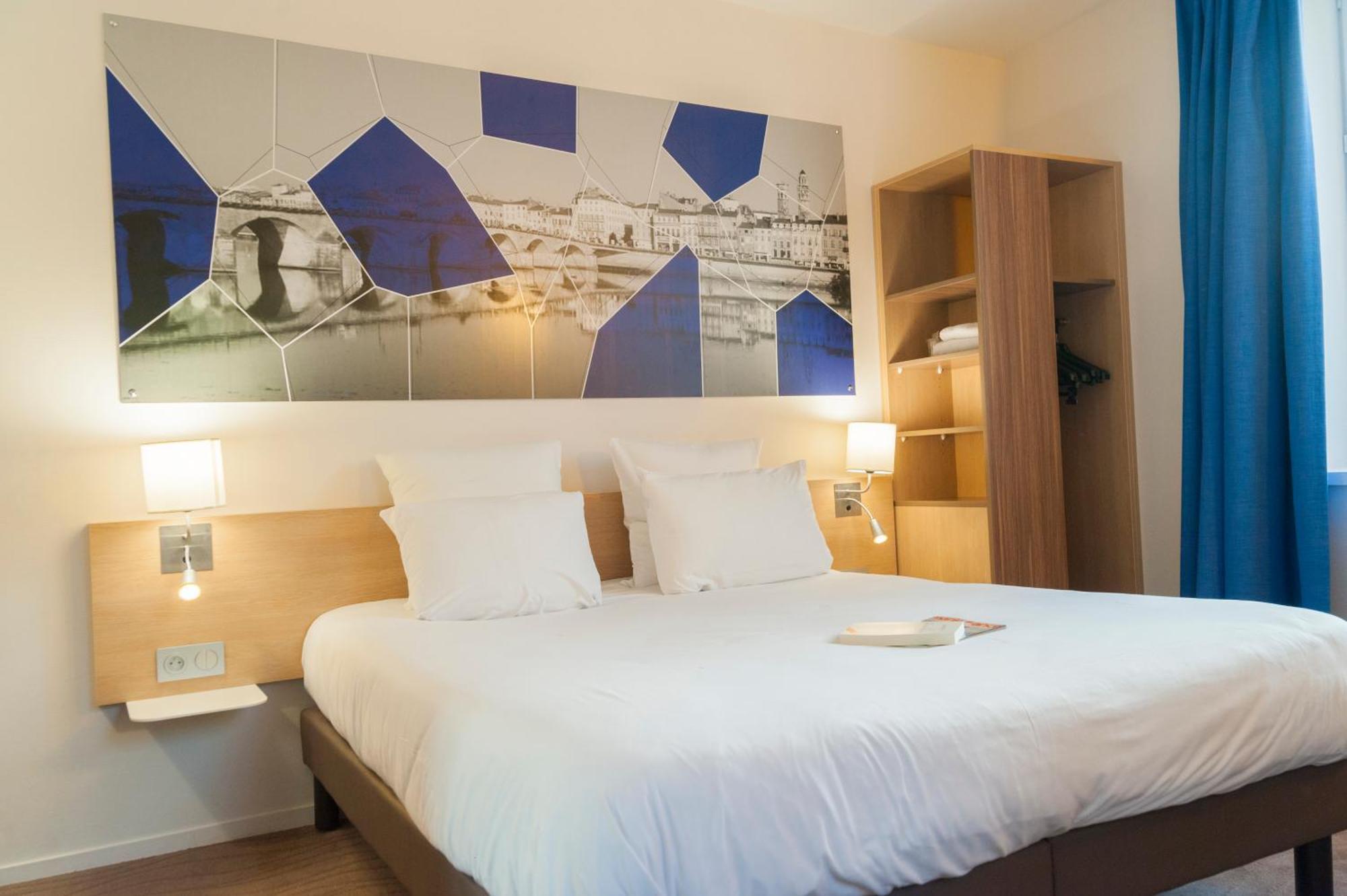 Brit Hotel Macon Centre Gare Экстерьер фото